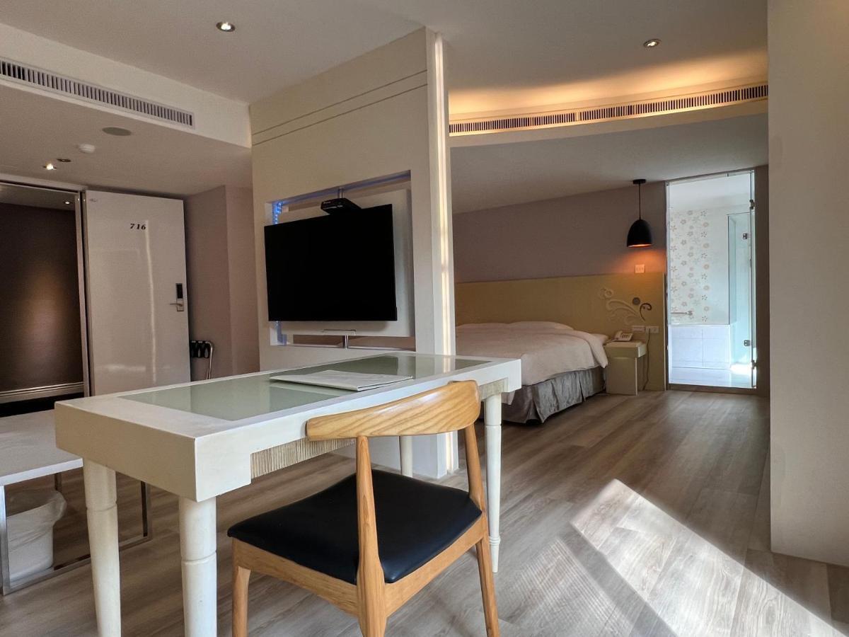 Hotel 台北馥華商旅 松江館 Taipeh Exterior foto